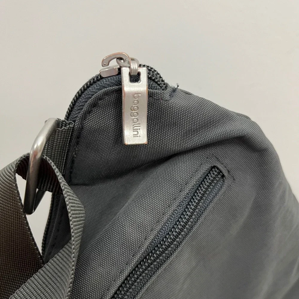 Baggallini Horizon Crossbody Bag Organizer Travel‎ Pockets RFID Lightweight